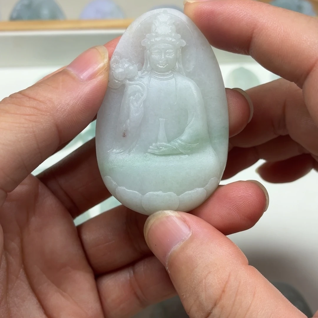 未镶嵌定制翡翠素衣观音
