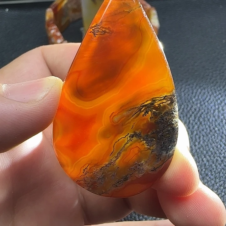 荷***雨玛瑙/玉髓未镶嵌颈饰