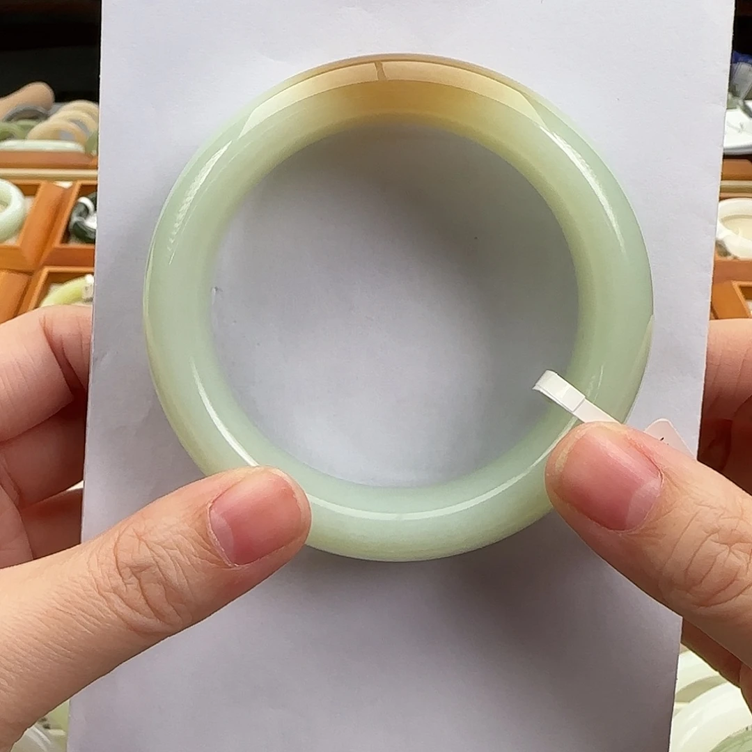 和田玉未镶嵌手镯60且末青糖