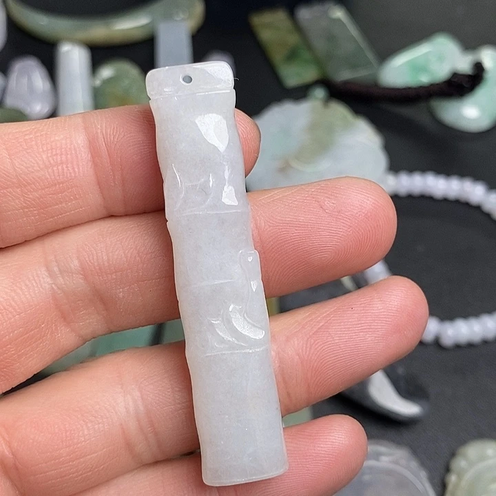 翡翠未镶嵌颈饰天然翡翠29