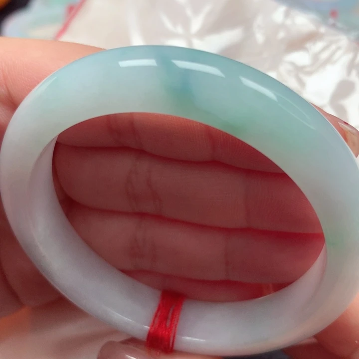 翡翠手镯未镶嵌飘花31