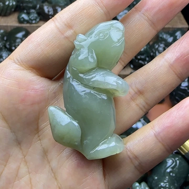 和田玉（糖玉）未镶嵌挂件