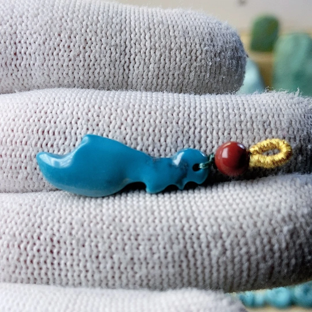 南红玛瑙未镶嵌珠宝奇石