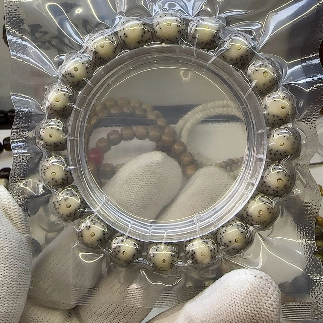 手串星月菩提卡11.5大眼睛
