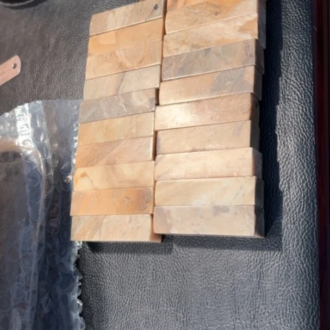 昌化石如**月21个………..