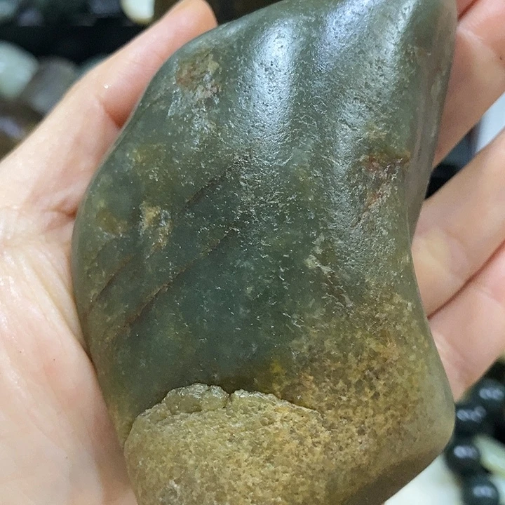 秋***雨和田玉(糖玉)未镶嵌挂件