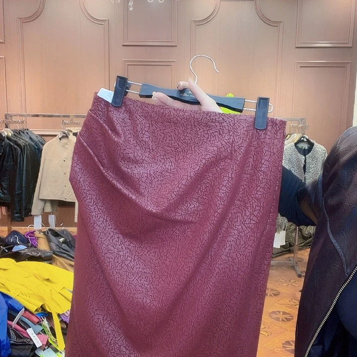 100……110斤皮长裙