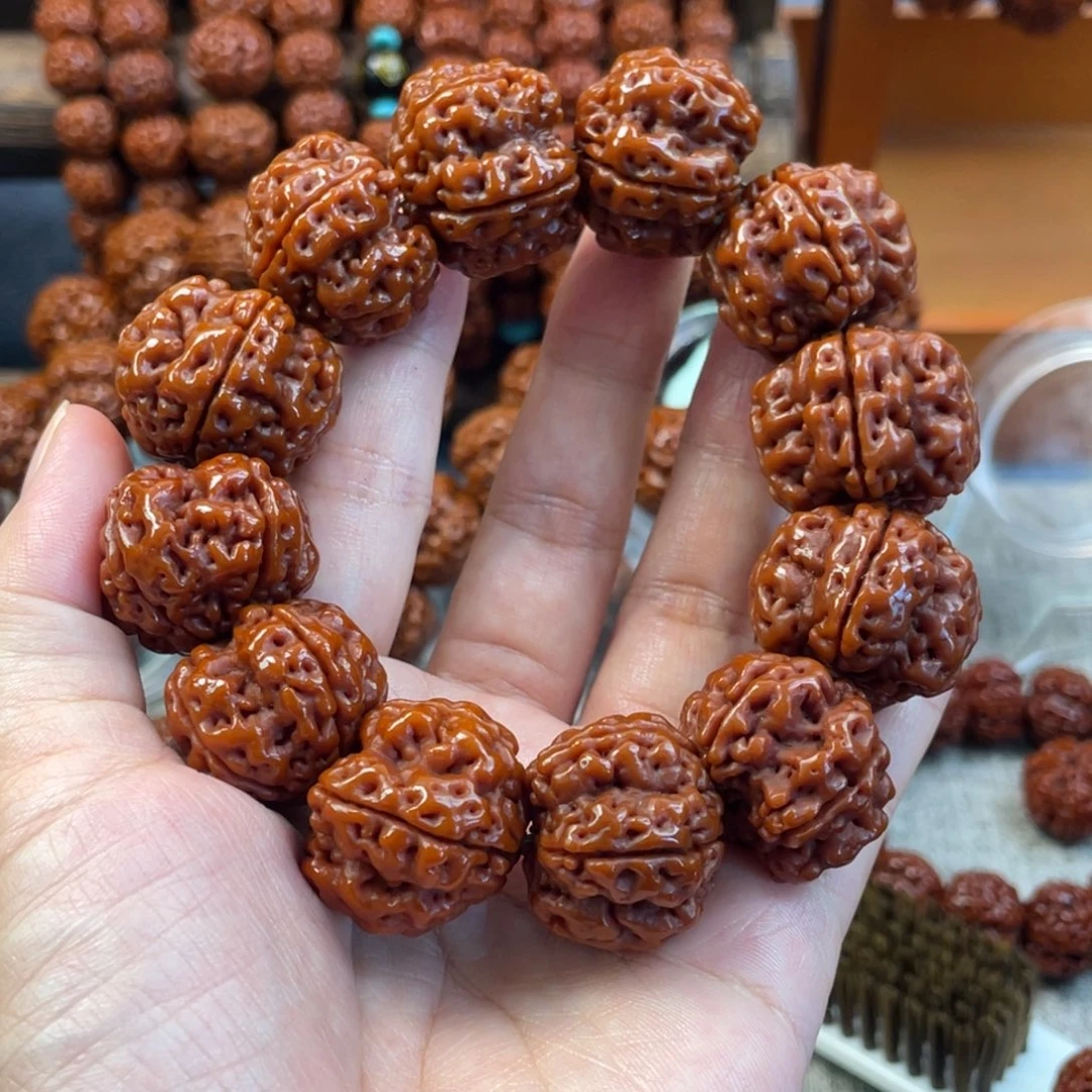 吊坠金刚菩提哎**！五瓣