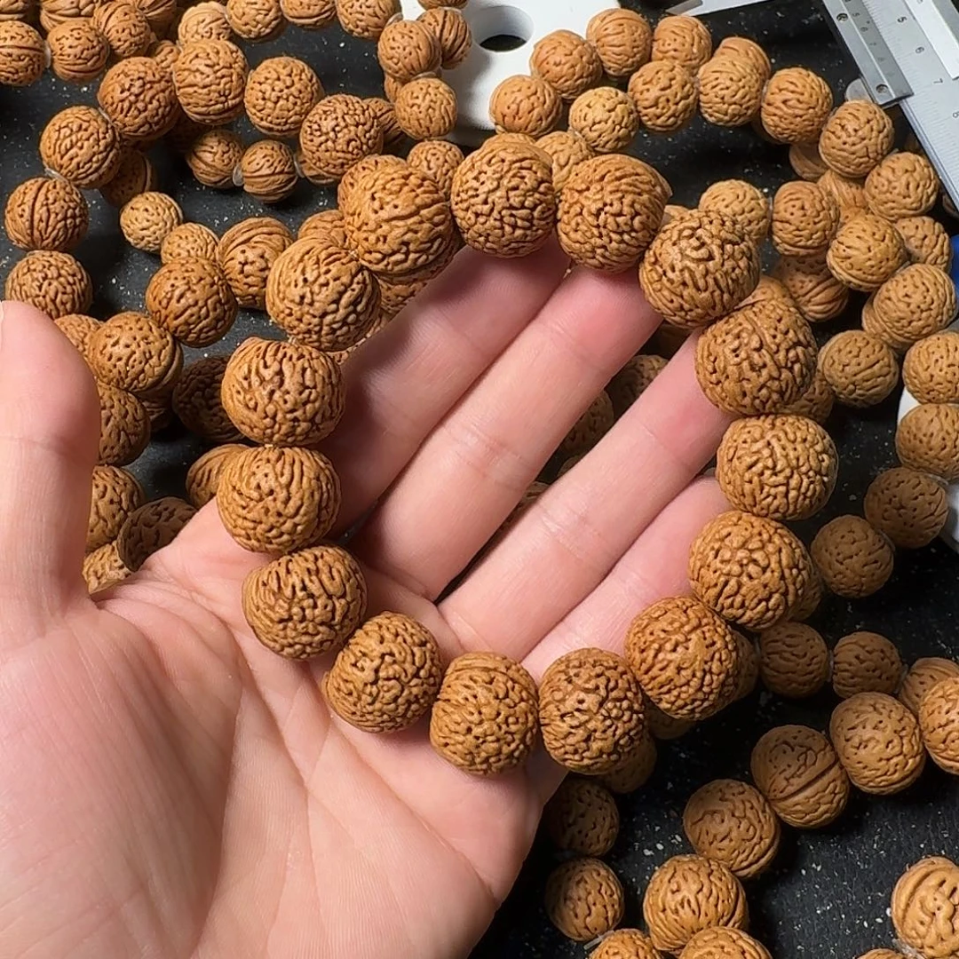 天***意吊坠桃核龙鳞苹果手串