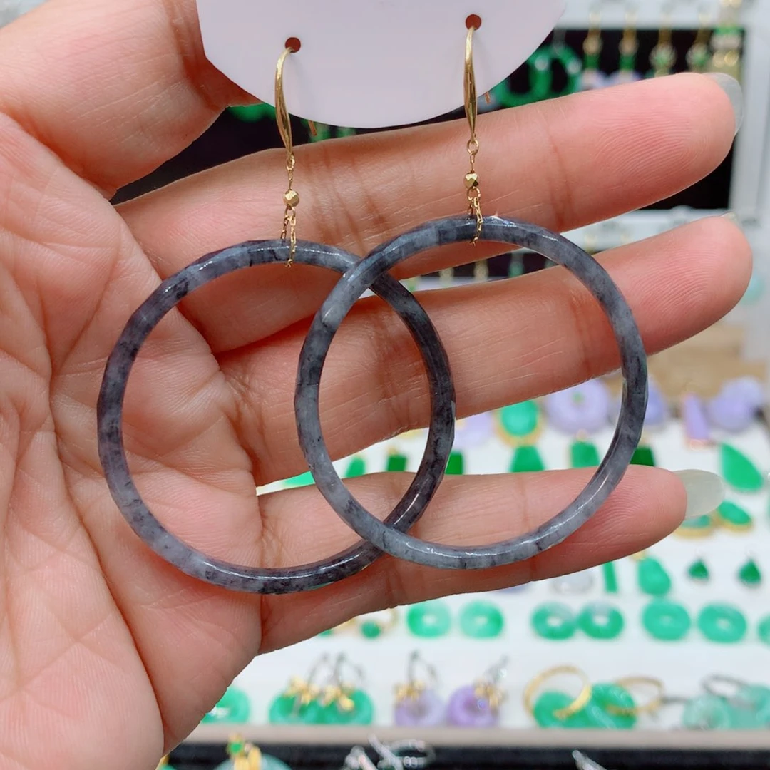 翡翠18K金镶嵌耳饰的