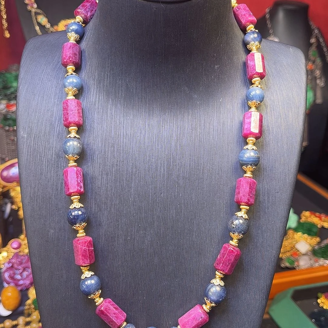 红宝石颈饰未镶嵌