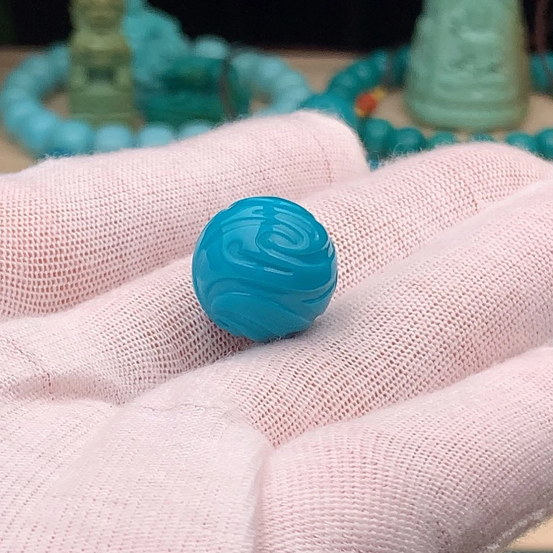 绿松石未镶嵌颈饰