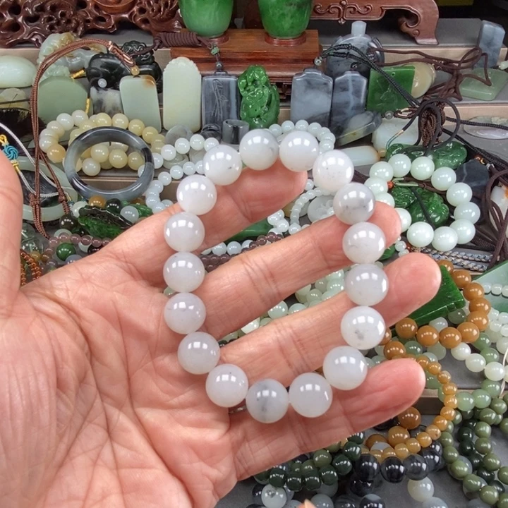 R***霖和田玉未镶嵌挂件