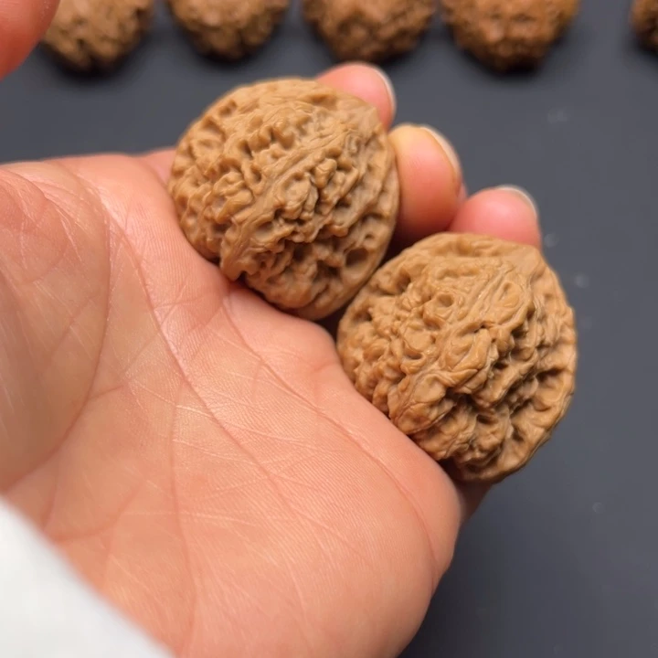 文玩核桃吊坠南疆36