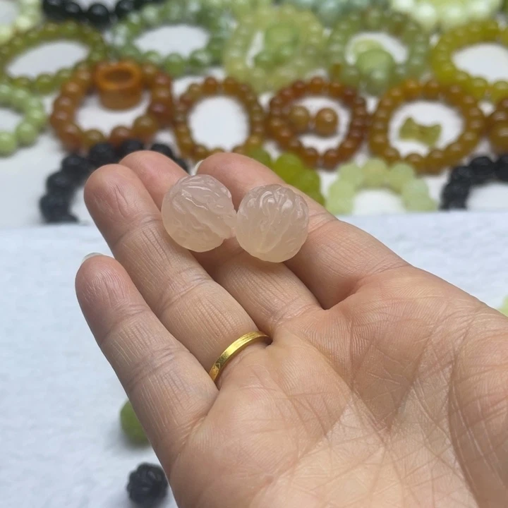 蛇纹石玉手串未镶嵌叶*可