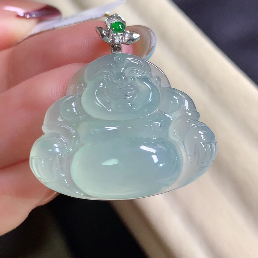 翡翠18K金镶嵌颈饰佛公