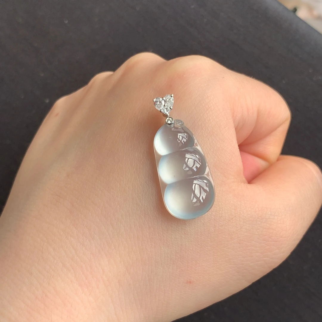 翡翠18K金镶嵌颈饰天然翡翠