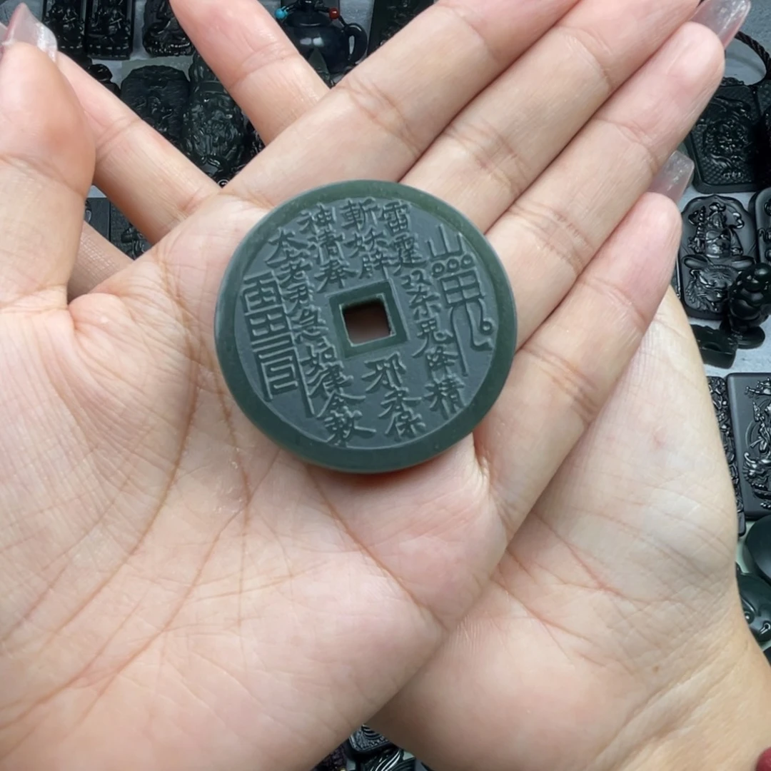 颈饰未镶嵌和田玉浮*