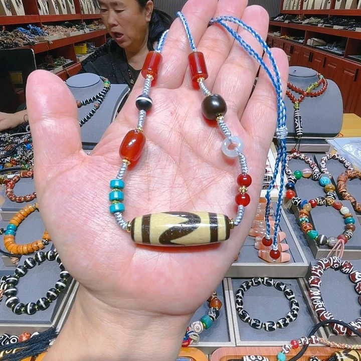 未镶嵌玛瑙/玉髓珠宝奇石