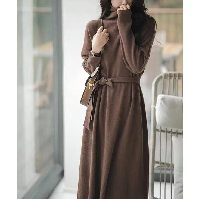 欧洲站秋季2025新款女装法式赫本风长款毛衣裙内搭打底针织连衣裙