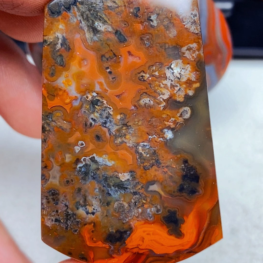 放***刀玛瑙/玉髓未镶嵌颈饰