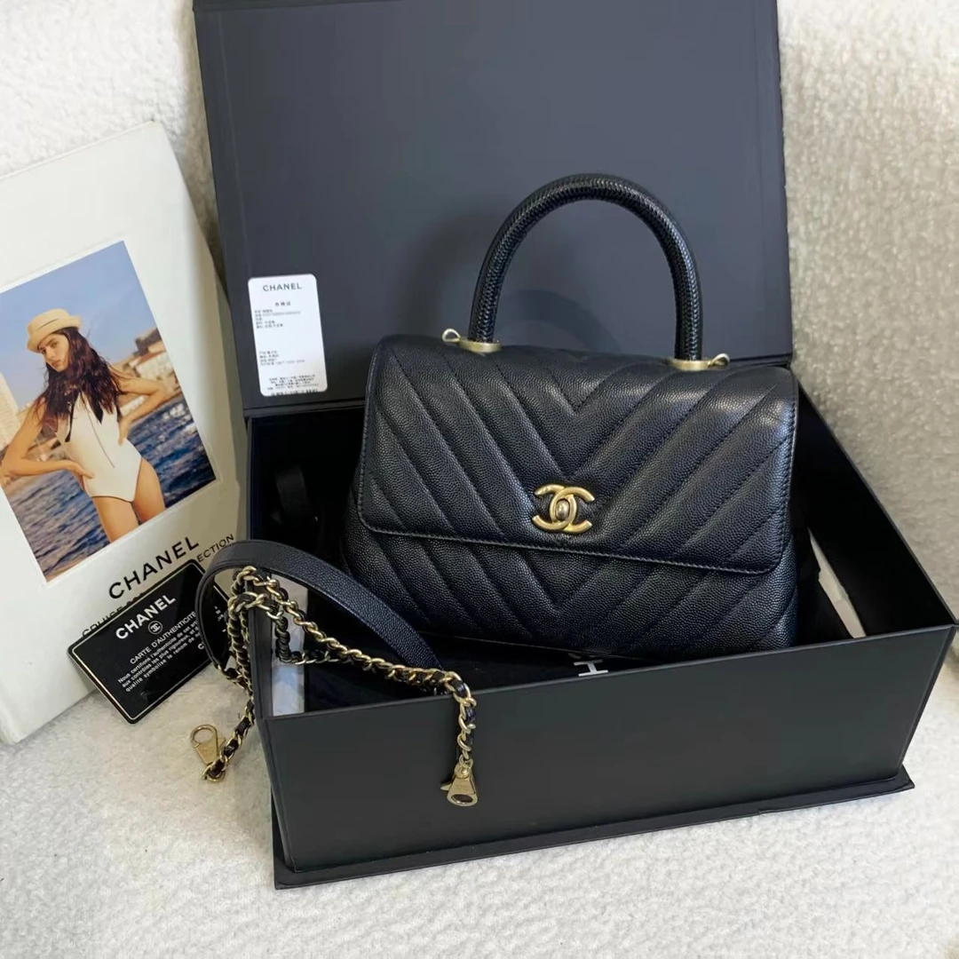 99新 Chanel/香奈儿 壹臻/黑金牛handle小号 26开 90138527