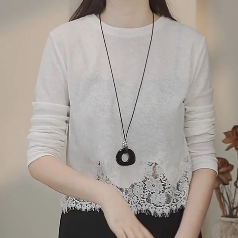 极简风圆领蕾丝长袖T恤百搭打底衫LK2506617