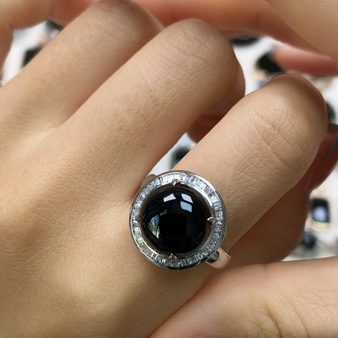 翡翠18K金镶嵌戒指