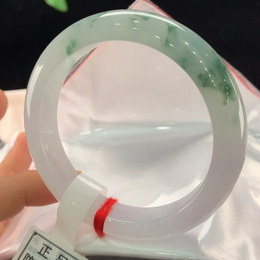 翡翠未镶嵌手镯0035