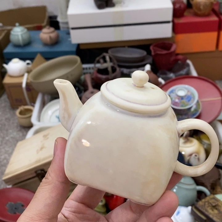 陶瓷艺术品及陶瓷壶壶