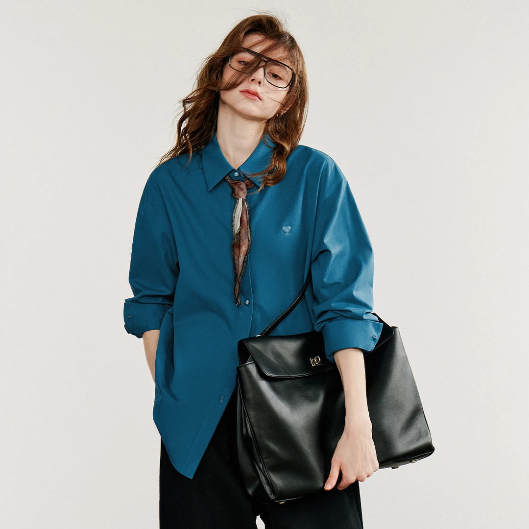 初语爱心刺绣衬衫女2025设计感简约百搭纯色纯棉衬衣8512052