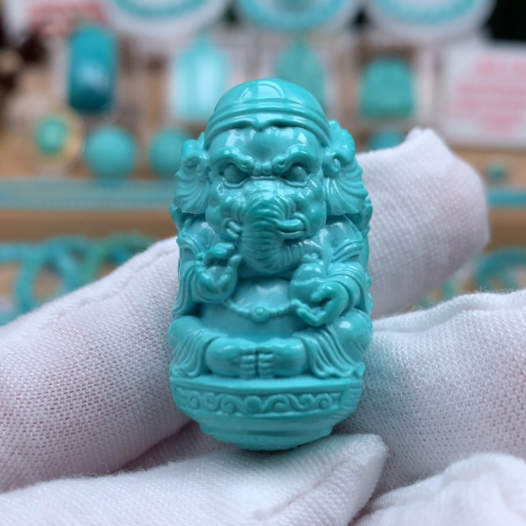 绿松石未镶嵌珠宝奇石