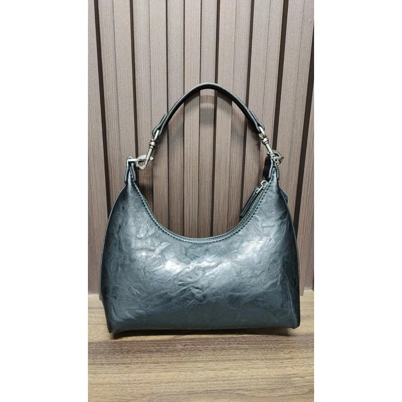 时尚潮流真皮新款女包手提包 0423 黑色 mst