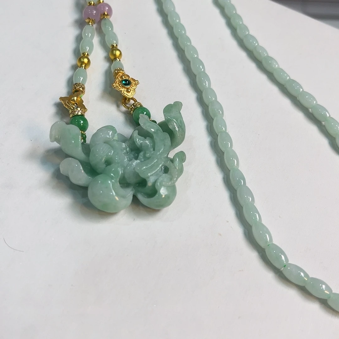 翡翠未镶嵌吊坠(赠链)炸