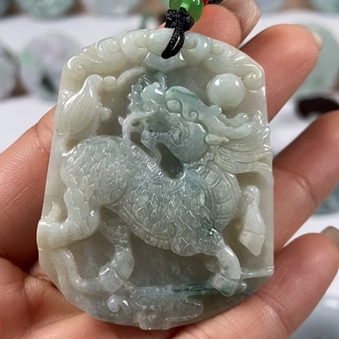 翡翠颈饰未镶嵌麒麟福利