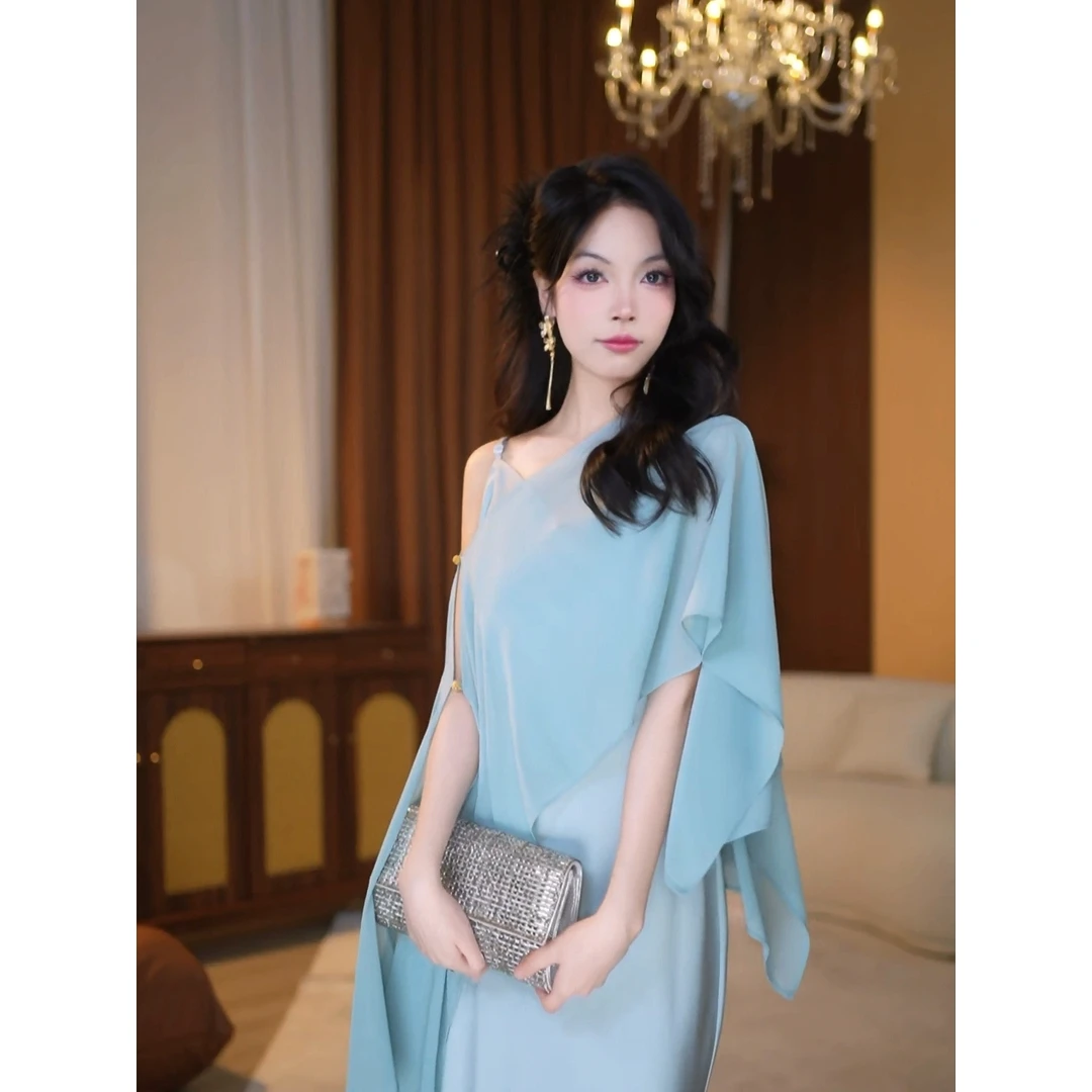 【雪雪】新款气质吊带网纱红色显飘逸修身连衣裙-DJ10145