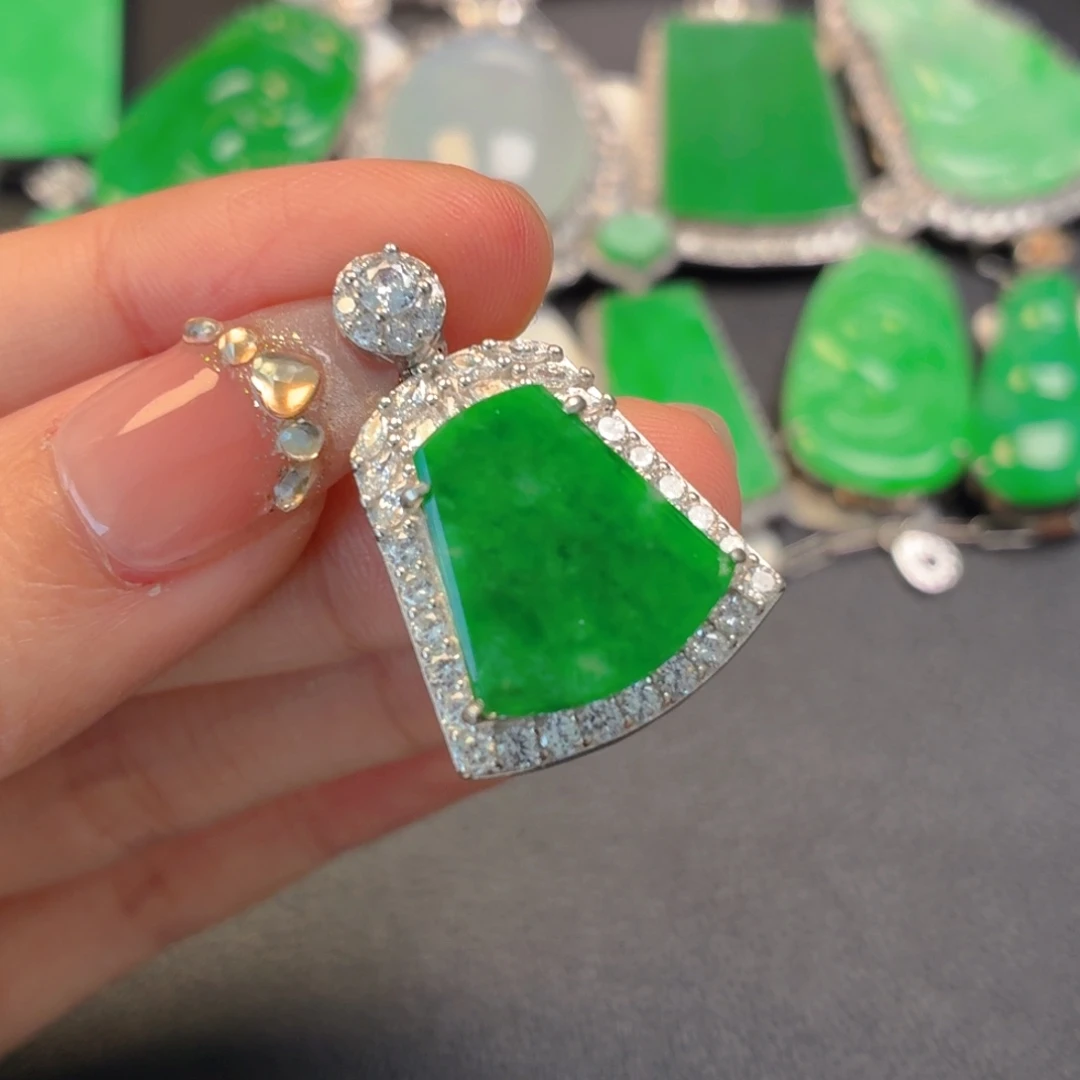 翡翠银S925镶嵌颈饰