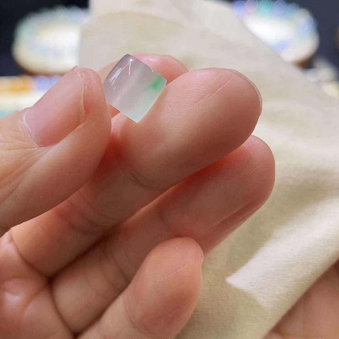 行***水翡翠未镶嵌挂件买断