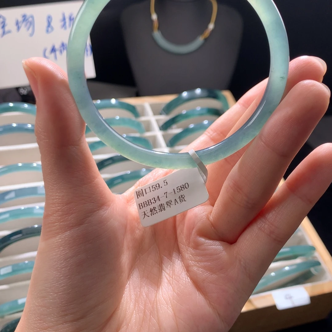 翡翠未镶嵌手镯天然翡翠手镯