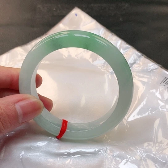翡翠手镯未镶嵌45号