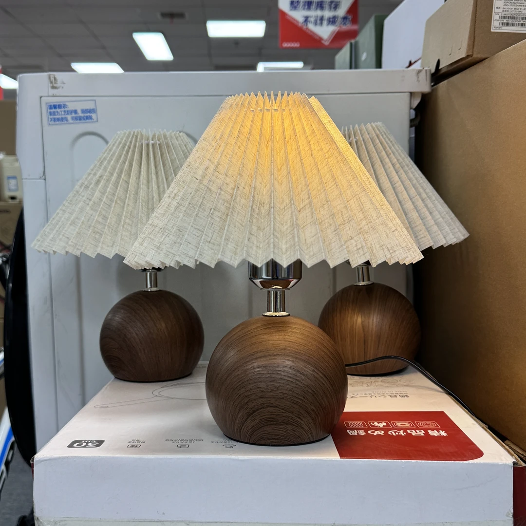 家用高端台灯好看【颜色随机一个】