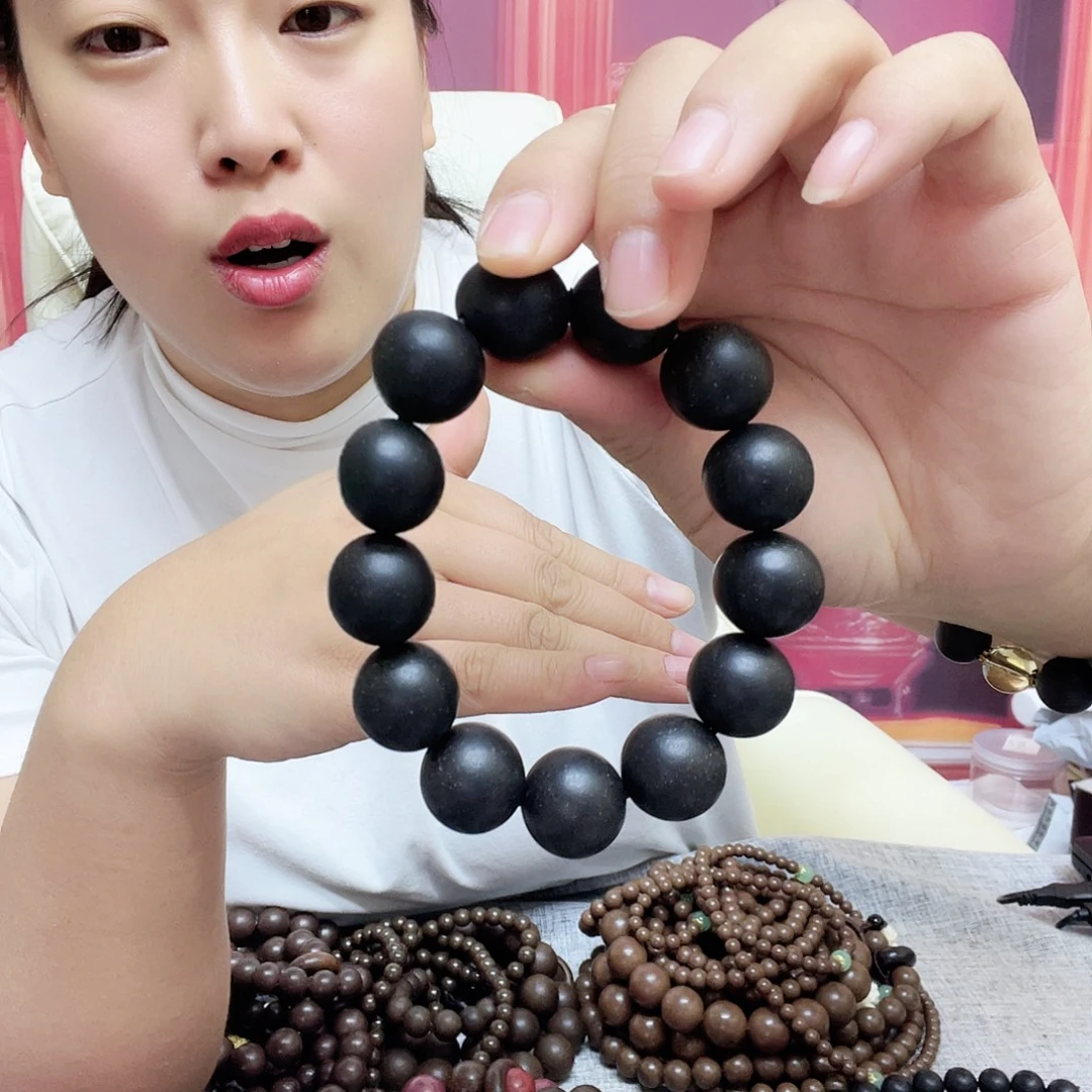 $***$黑龙涎1.8的单圈一个微瑕