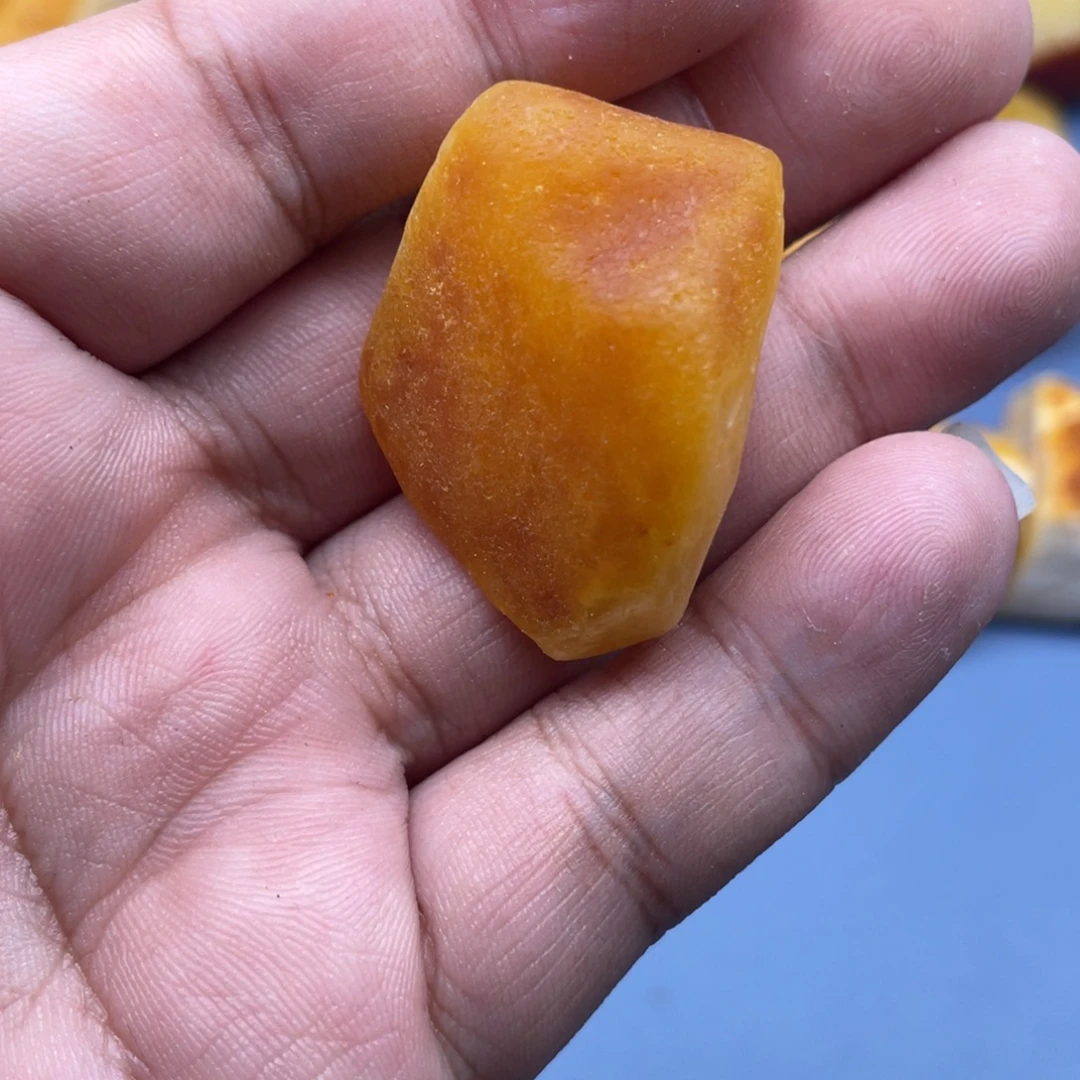 定制琥珀未镶嵌蜜蜡定制