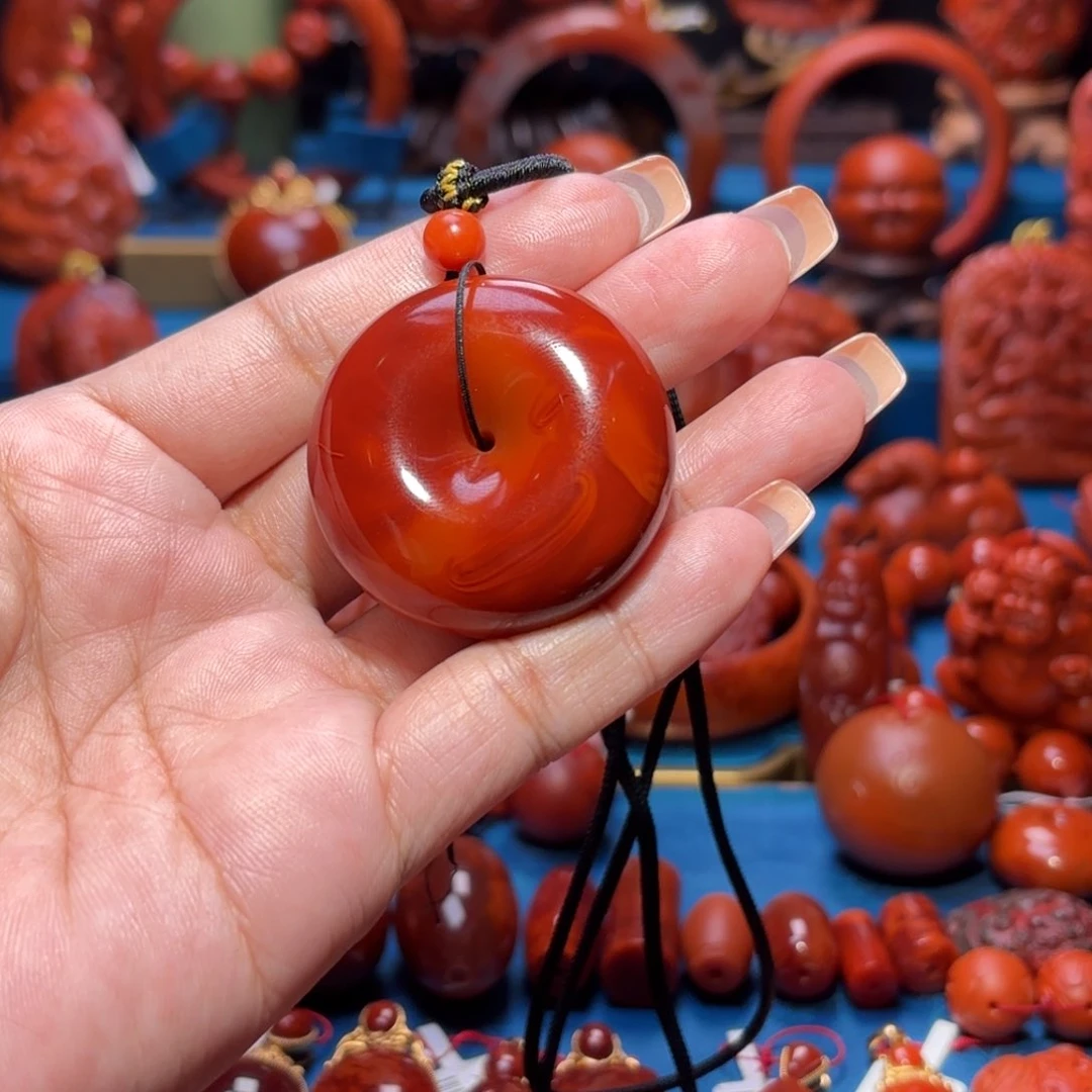 未镶嵌雕刻南红玛瑙.***好
