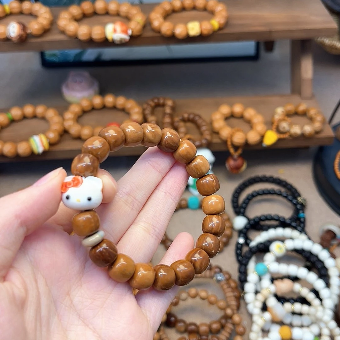 库克手串无****?搭配猫咪