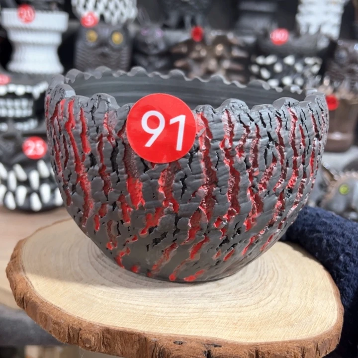 紫砂花盆瑕疵，内口12.8-14外高10.2