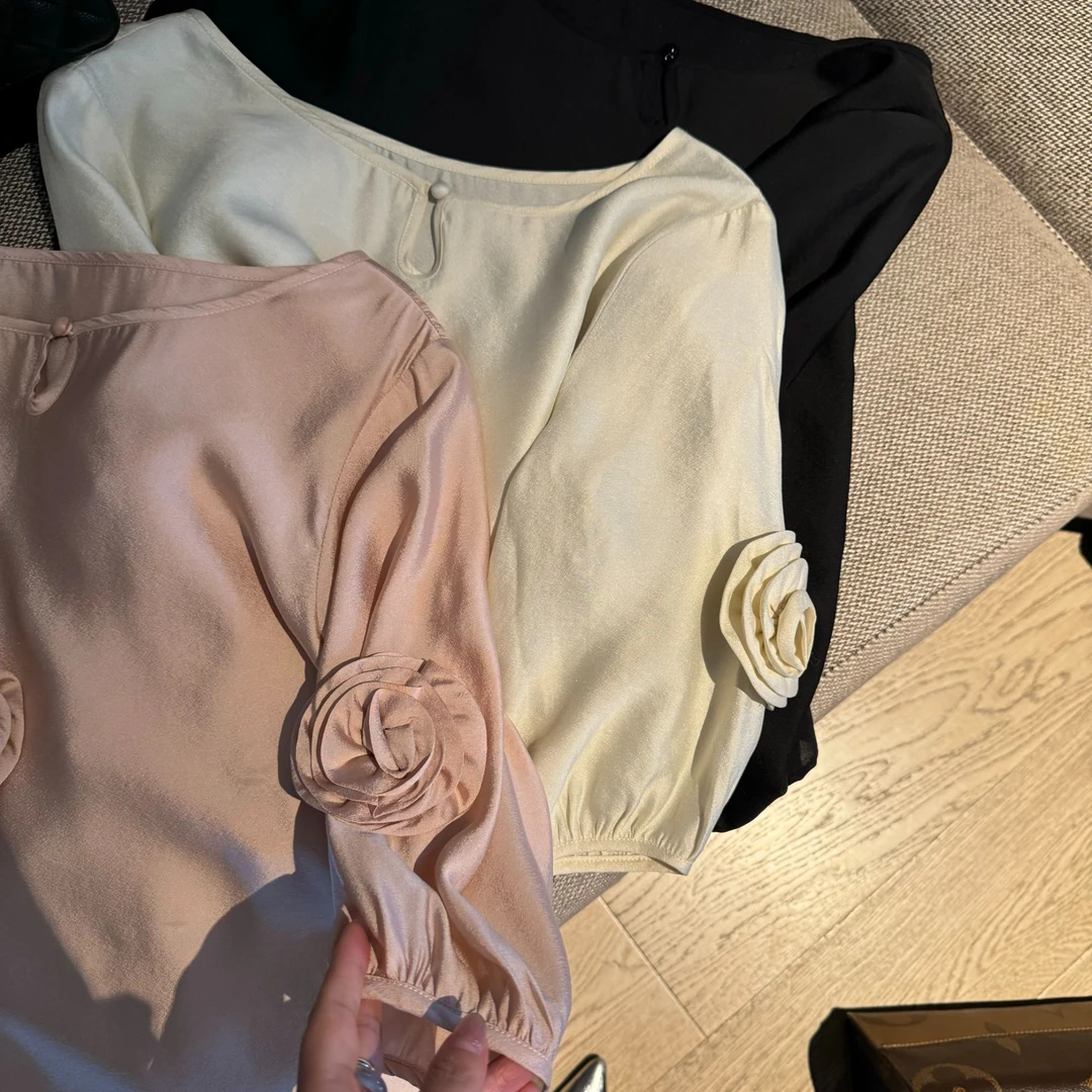 阿黎精选--------夏季高定设计款山茶花上衣