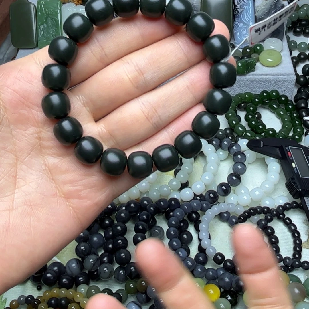 和田玉未镶嵌手链