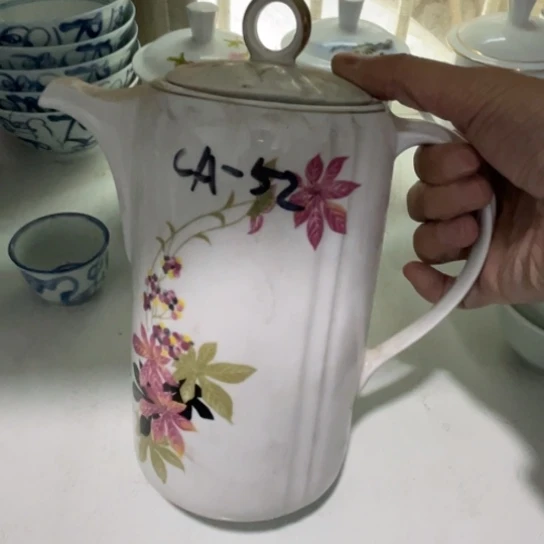 瓷片陶瓷陶瓷陶瓷壶红叶