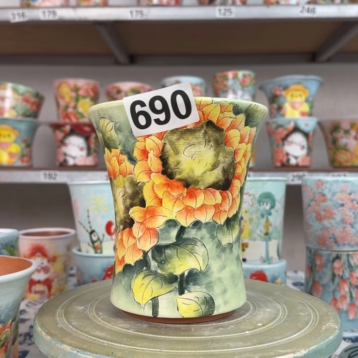 涐****景德镇手绘多肉花盆